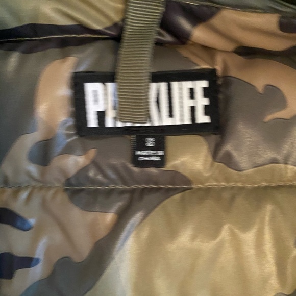 NEW aritzia jacket - Picture 5 of 5